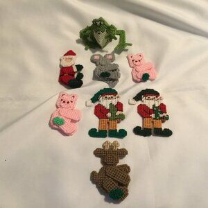 Lot of 8 Completed Bucilla 3D Figures Christmas Pigs Frog Mouse